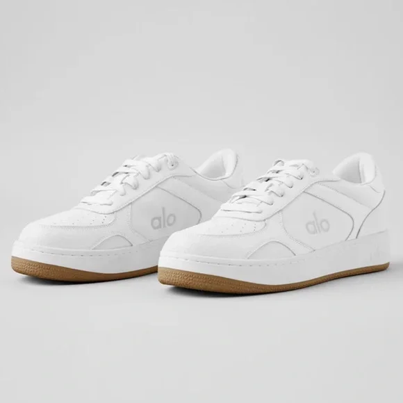 NIB Alo Recovery Mode Sneaker - Natural White/Gum - Picture 1 of 8